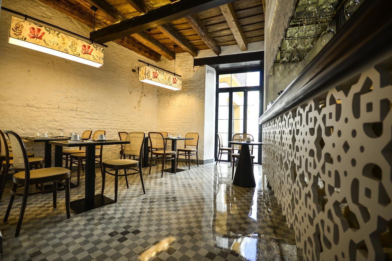 Hotel Legado Alcazar (Adults Only) Севилья Экстерьер фото