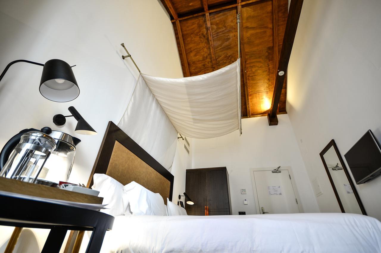 Hotel Legado Alcazar (Adults Only) Севилья Экстерьер фото